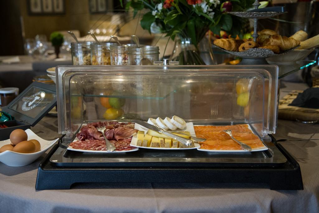Charme & Business Hotel Lyon リモネスト エクステリア 写真