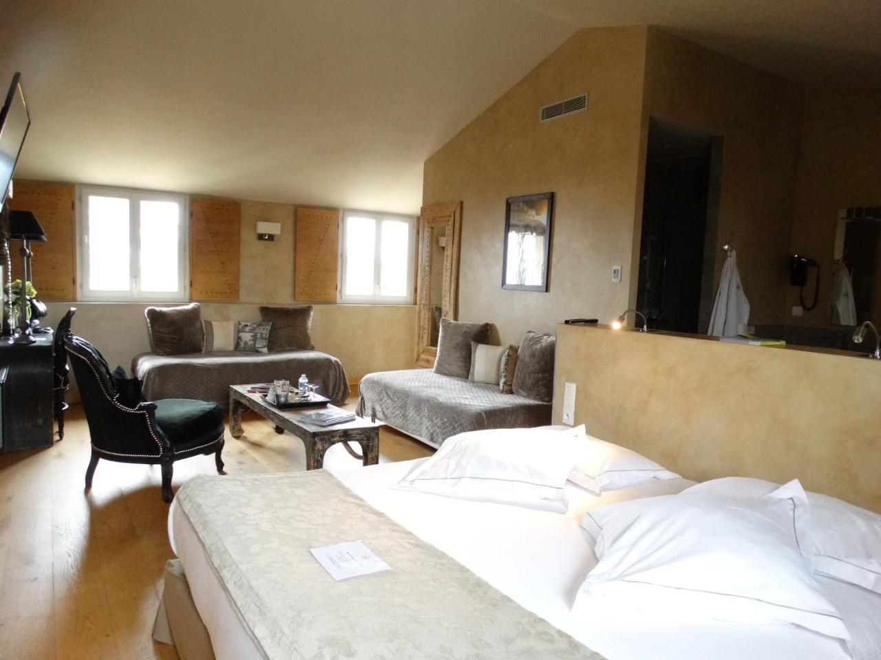 Charme & Business Hotel Lyon リモネスト エクステリア 写真